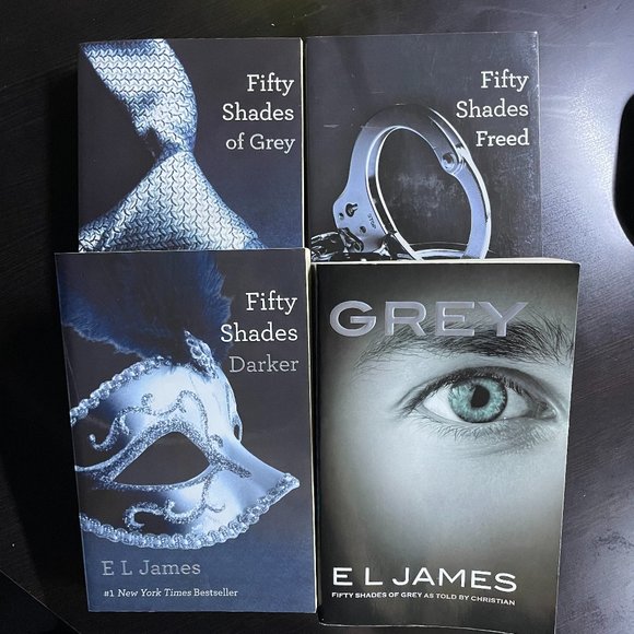 FIFTY SHADES in 4 BOOKS Brand New!! (Private Readings not Included!!) Great Gift - Picture 3 of 8